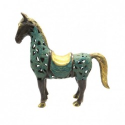 Caballo con agujeros