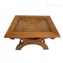 Mesilla de teca con ratán