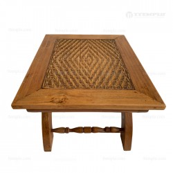 Mesilla de teca con ratán