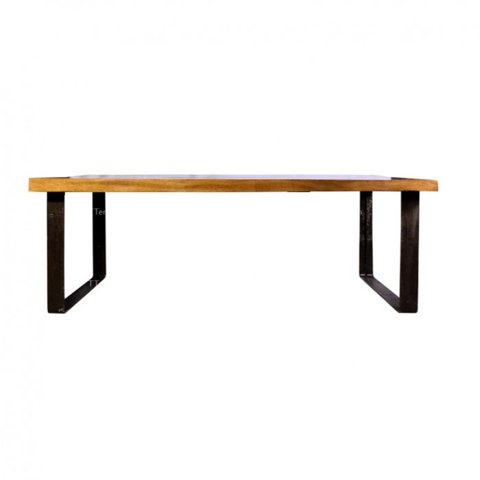 Mesa de madera suar