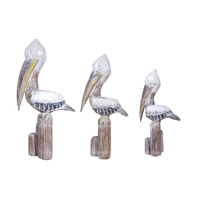 Figura de gaviota de madera