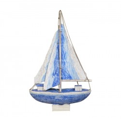 Figura velero de madera